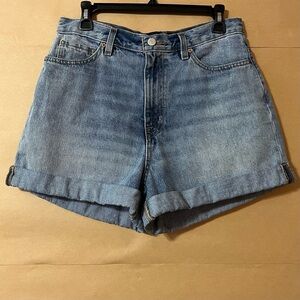 Urban Outfitters | BDG Mom Jean High Rise Denim Shorts Cuffed Slouchy Size 30